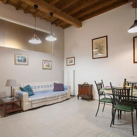 Ferienwohnung Lg House With Balcony Near Ponte Vecchio Florenz Exterior foto