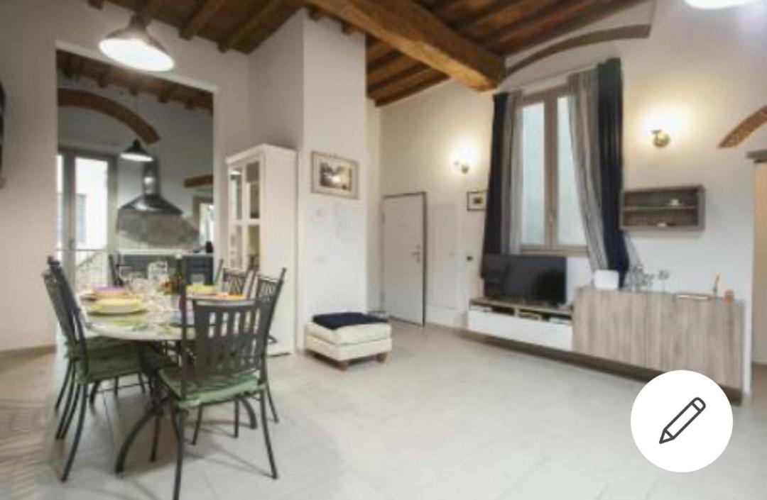Ferienwohnung Lg House With Balcony Near Ponte Vecchio Florenz Exterior foto