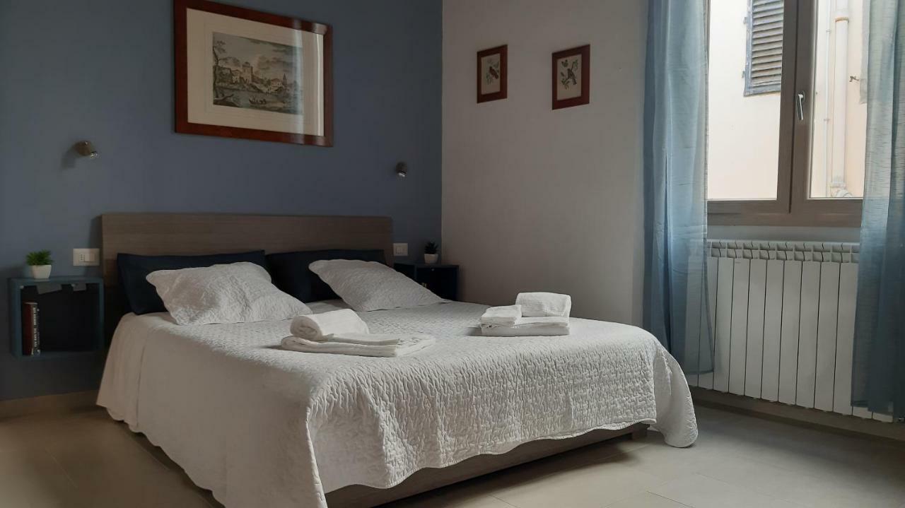 Ferienwohnung Lg House With Balcony Near Ponte Vecchio Florenz Exterior foto