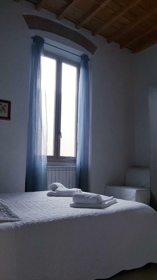Ferienwohnung Lg House With Balcony Near Ponte Vecchio Florenz Exterior foto